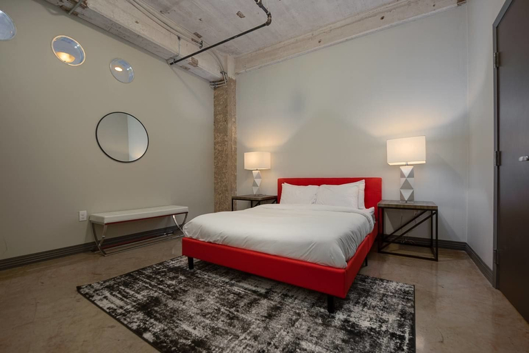 Bedroom, Gorgeous 1 Bedroom in Historic Building, Downtown, Dallas
