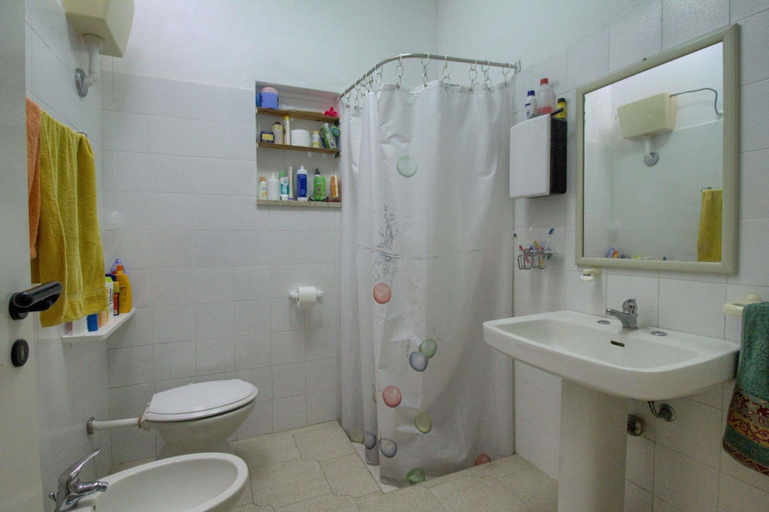 Bathroom, La Chioggia Fronte Spiaggia Specchiarica, Taranto