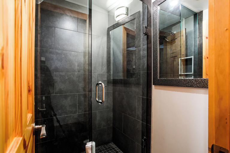 Bathroom 3, Arlberg Chalets, Grey