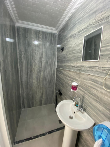 Others 4, Retro Suites, Pendik