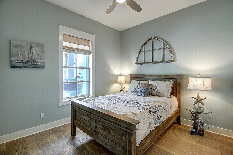 Bedroom 2, Blue Willow 187 BE, Nueces