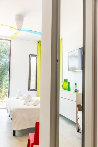 Bedroom 3, Villa Carovigno, Brindisi