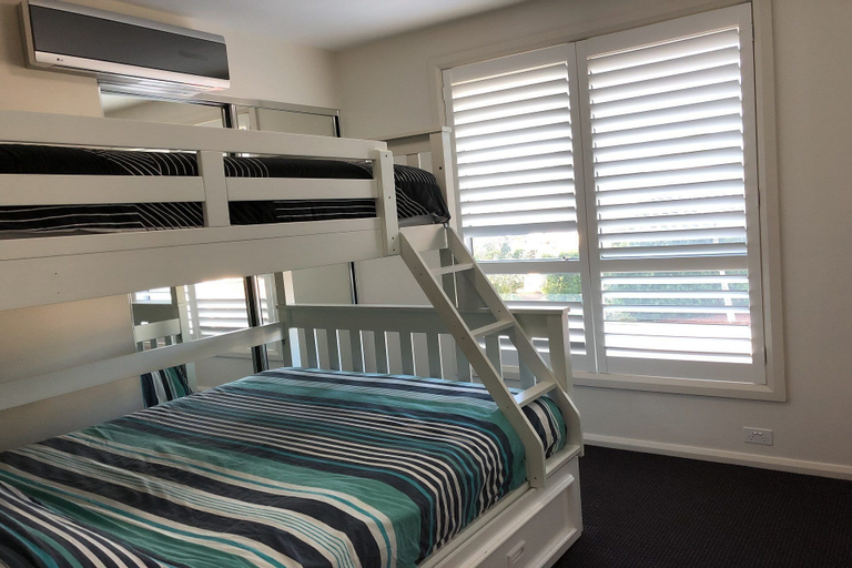 Bedroom 3, Pacific Blue 505-265 Sandy Point Road, Port Stephens