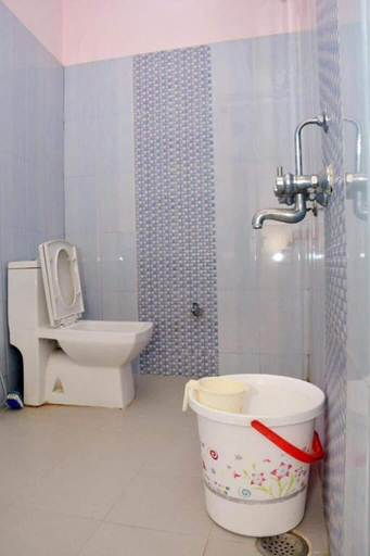 Bathroom, Burans Breeze A Home Away From Home, Tehri Garhwal