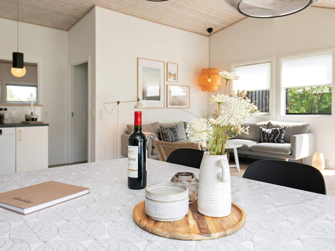 Others 4, Holiday Home in Hals, Aalborg