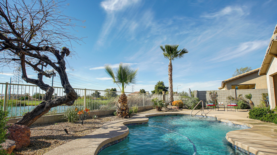 Sport & Beauty 5, 120th Avondale, Maricopa