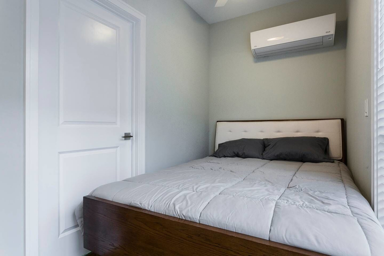 Bedroom 3, Comfy Executives Studio, Cook