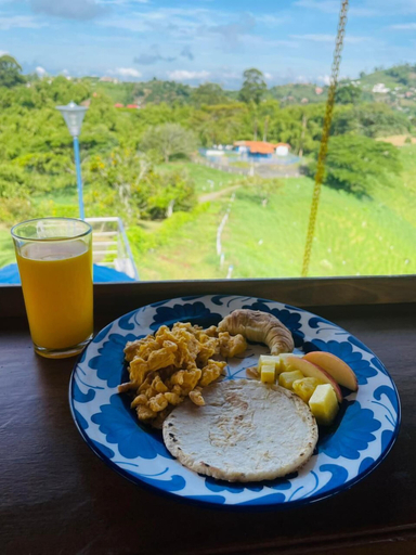 Food & Drinks 5, Eco hotel Guaduales, Pereira