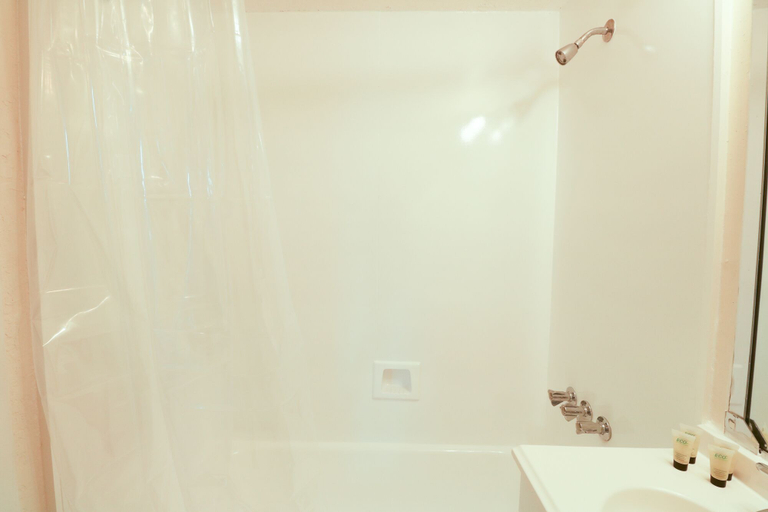 Bathroom 3, 682 Hollywood Beach City View, Broward