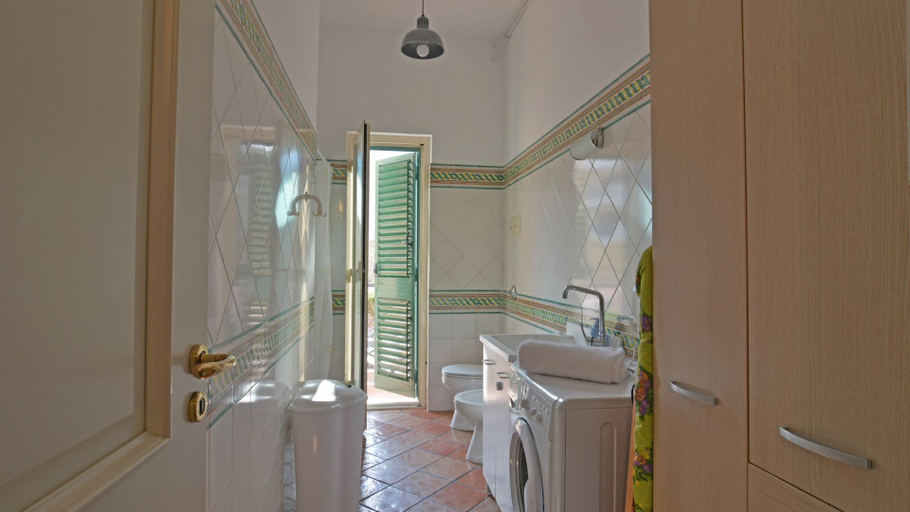 Bathroom 3, Terrazza Lungomare, Palermo