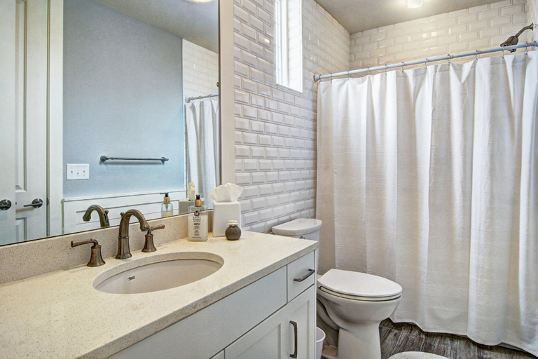 Bathroom, Beach Zen TC 10104, Nueces