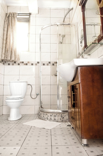 Bathroom 3, Hotel Dolce Vita Resort, Gihosha