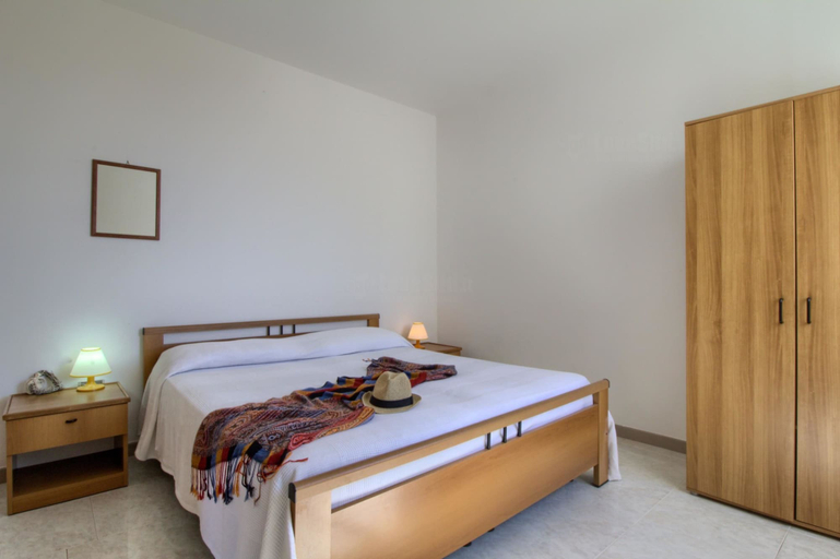 Bedroom 2, Fiordaliso Beach House, Lecce