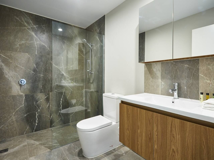 Bathroom 3, Luxurious 2bed 2bath APT With Parking@southport, Gold Coast
