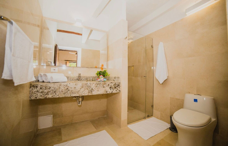 Bathroom 5, Karakalí Boutique Hotel, San Zenón