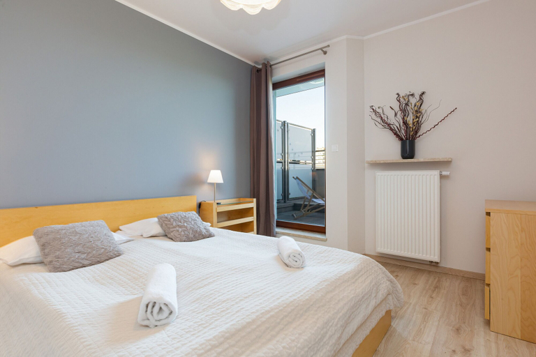 Bedroom 3, Apartment Kijowska Warsaw by Renters, Warsaw