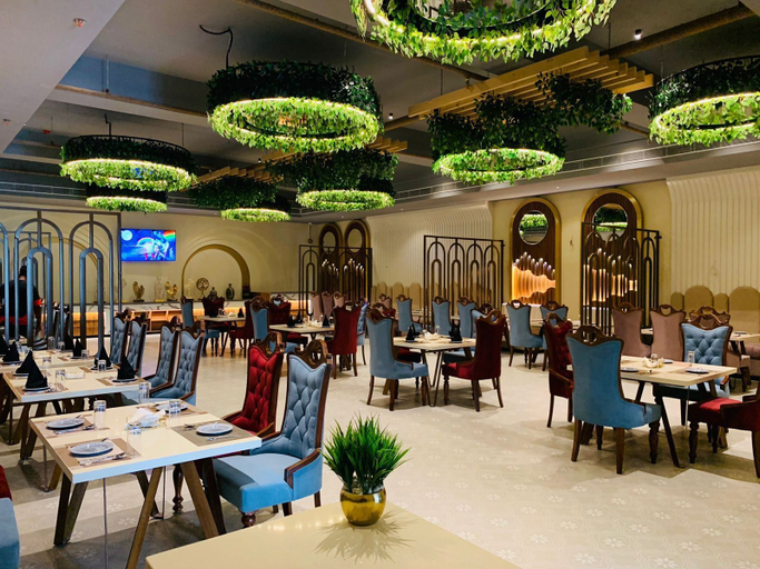 Food & Drinks 5, Hotel Miracle Resorts, Shahid Bhagat Singh Nagar
