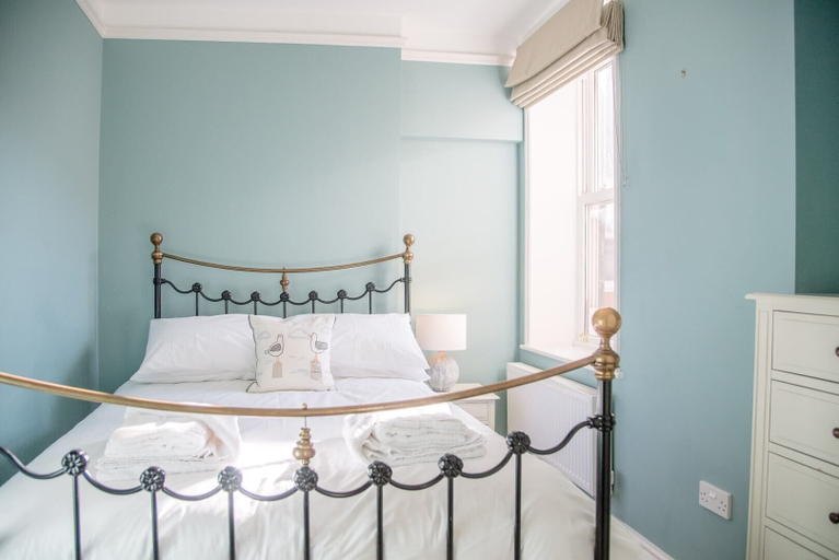 Bedroom 2, Tower House, Aldeburgh, Suffolk