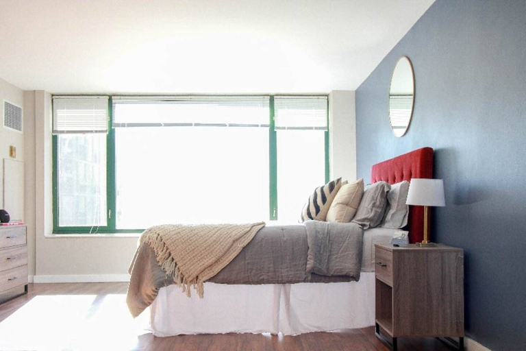 Bedroom 2, The Gulfstream - Vibrant Studio Heart of Downtown, Cook