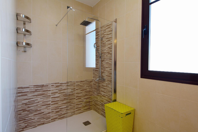 Bathroom 4, Villa Victoria, Las Palmas