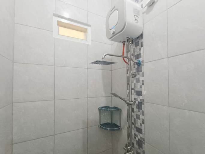 Bathroom 4