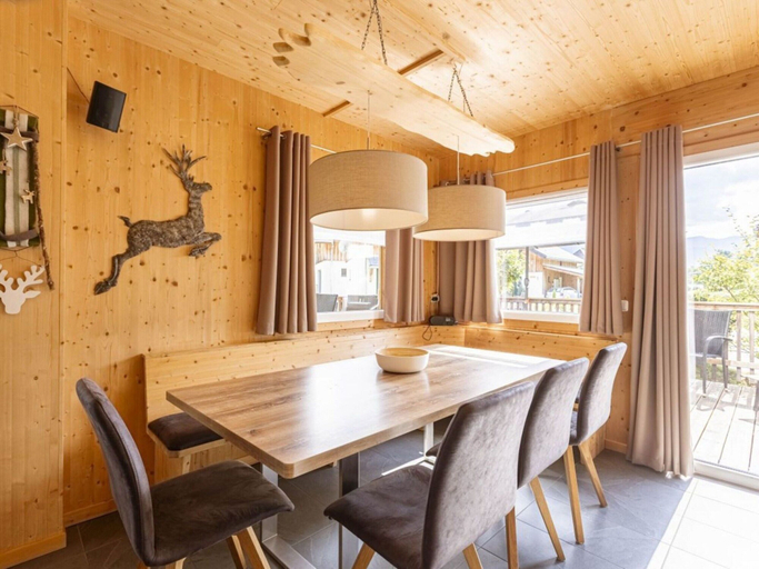 Dining 5, Superior Chalet With Whirlpool, Murau