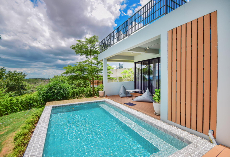 Swimming Pool 9