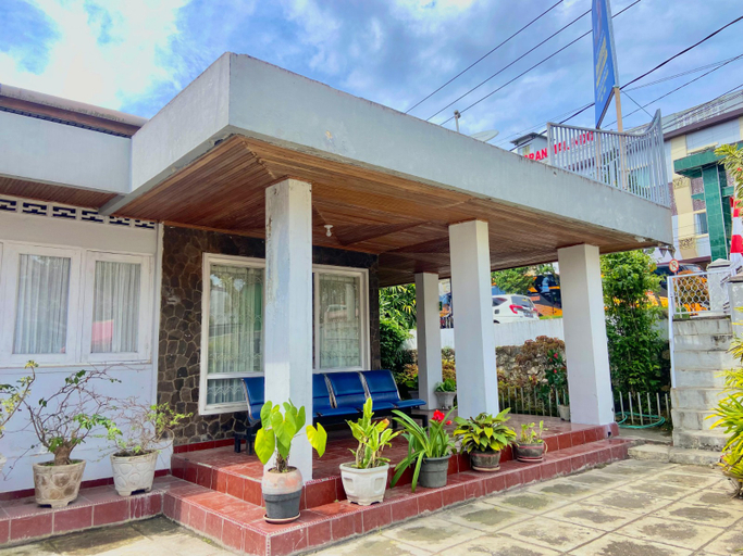 Exterior & Views 1, Nankanduang Homestay, Bukittinggi