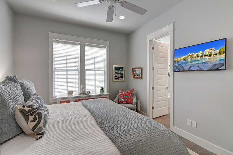 Bedroom 3, Anchors Away 130 FI, Nueces