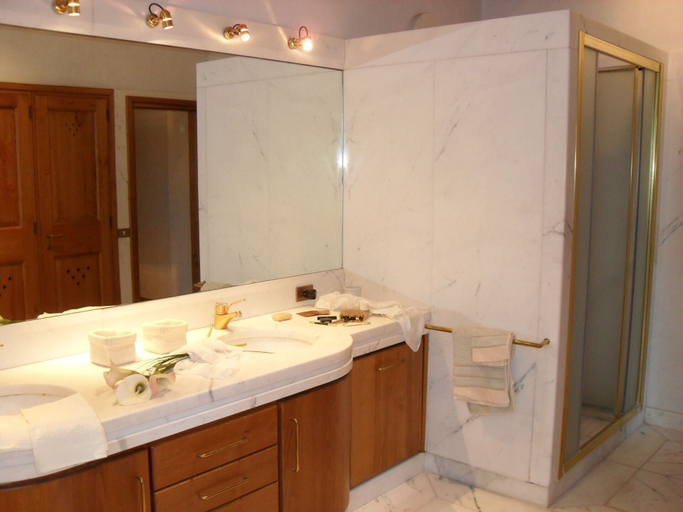 Bathroom 4, Villa Antonella, Florence