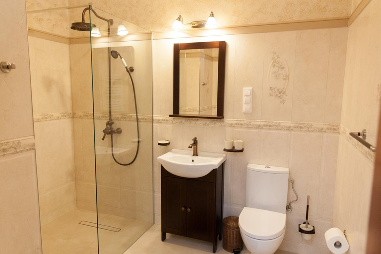 Bathroom 3, Hotel Willa Starosty, Międzyrzecz
