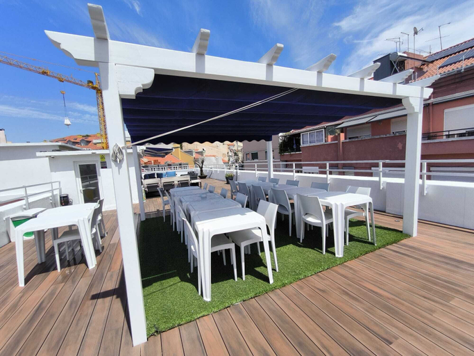 Food & Drinks 5, Lisbon Terrace Suites for Large Groups, Lisbon