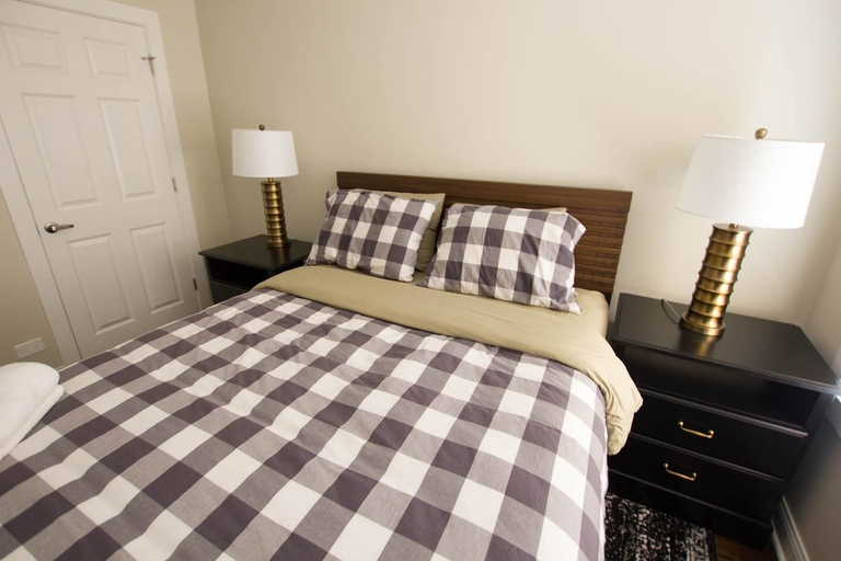 Bedroom 3, 2 Level Home near Wrigley, Cook