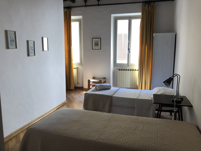 Bedroom 2, Macci Number Eight, Florence