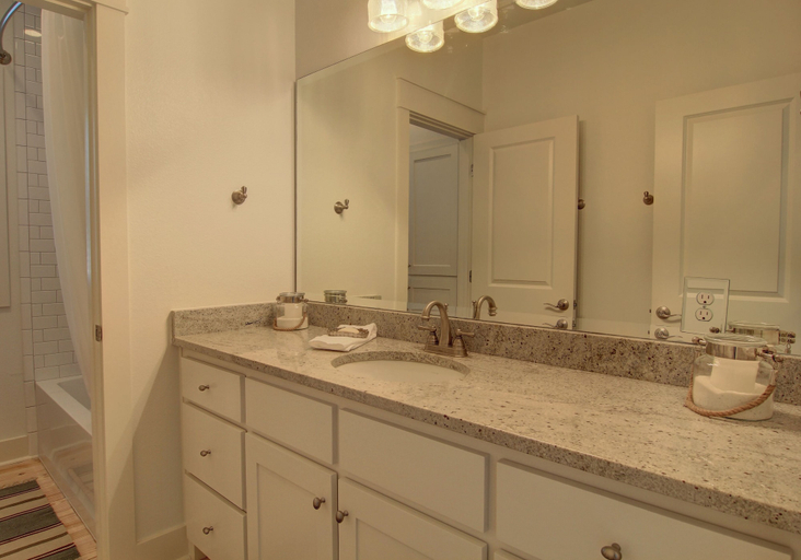 Bathroom 4, Tip'sea Saltbox 222 BE, Nueces