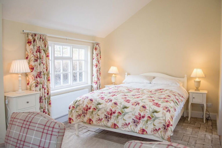 Bedroom 2, Mill Cottage, Tunstall, Suffolk
