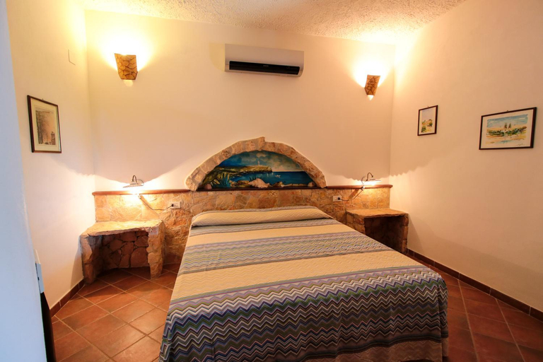 Others 5, Dammusi del Sole, Agrigento