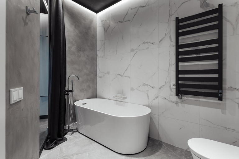 Bathroom 3, Prestige Plaza Apartments, Odes'ka