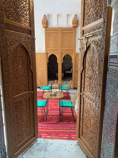Others 5, AlibabaRiad, Fès