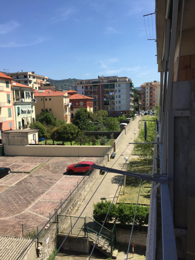 Exterior & Views 4, M&Y S HOUSE vicino alle spiagge Lavagna, Genova