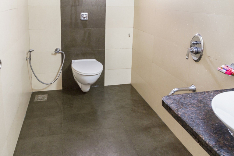 Bathroom 3, GuestHouser 5 BHK Bungalow 6931, Pune