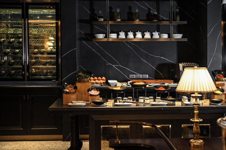 Food & Drinks 5, Marriott Executive Apartments, Bangkok Townhall Sukhumvit, Wattana