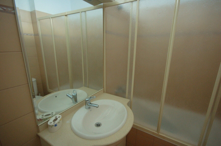 Bathroom 4, Albufeira Praia Sea View, Albufeira