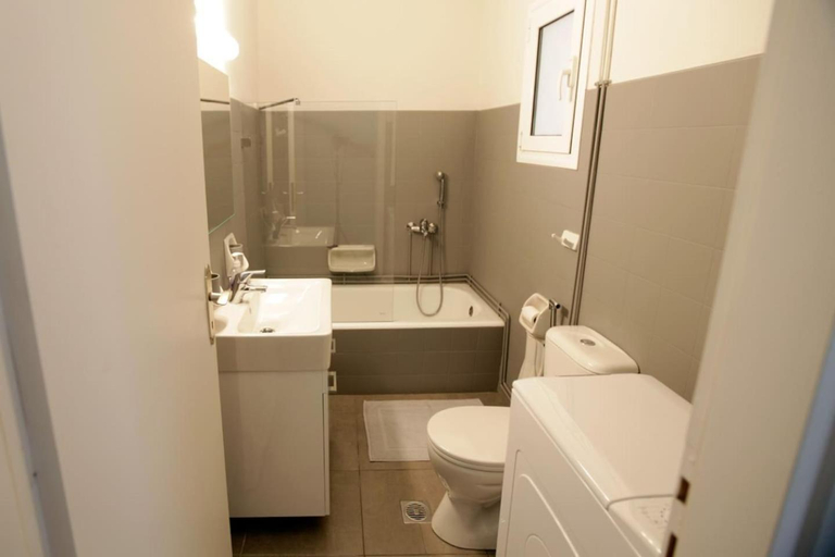 Bathroom, Seaside Renovated Top Floor Apartment, Attica