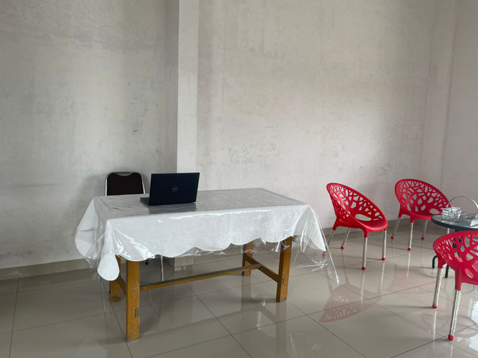 Others 3, Spot ON 93947 Bahagia Guest House, Medan