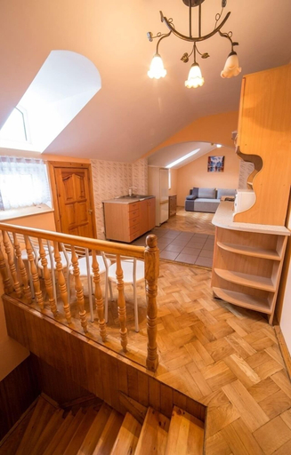 Others 4, Economy Apartment Kopernika 9, L'vivs'ka