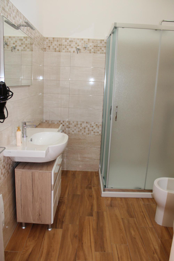 Bathroom 3, Agriturismo Karrares, Lecce