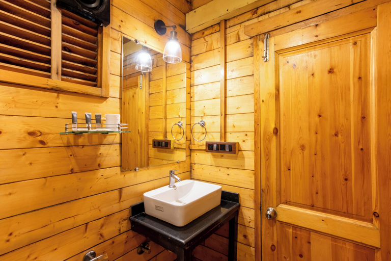Bathroom 5, Stone Wood Resort, North Goa
