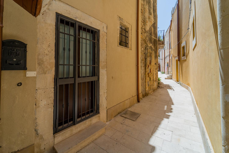 Casa Talete Cozy Apartment in Ortigia - FIRST FLOOR, Syracuse