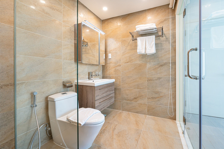 Bathroom 4, Saigon Finest - IDG Suite Collection - 10J, District 1